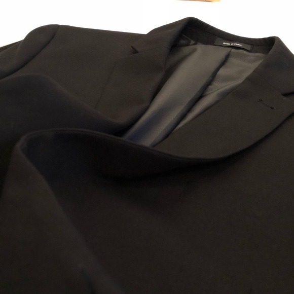 Black Blazer Size 40R - Picture 2 of 7